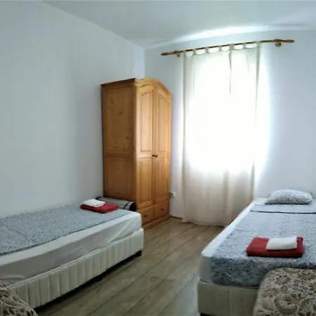 Irina - 고베다르치